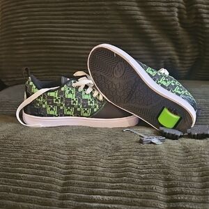 Heelys Minecraft Kids Roller Sneakers